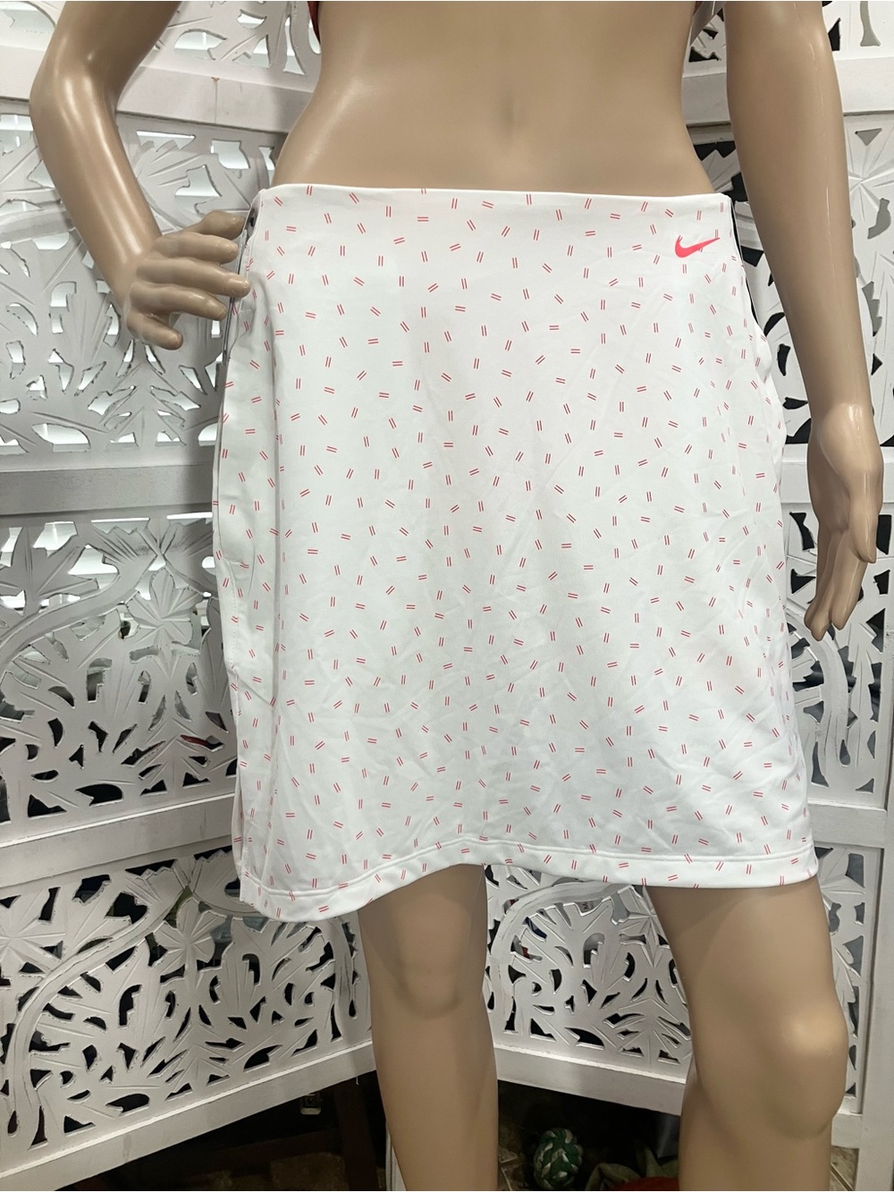 NWT Nike White Skirt with Shorts Pink Micro-Print